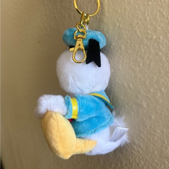 Japan Disney Store Donald Plush Keychain - Picture 2 of 2
